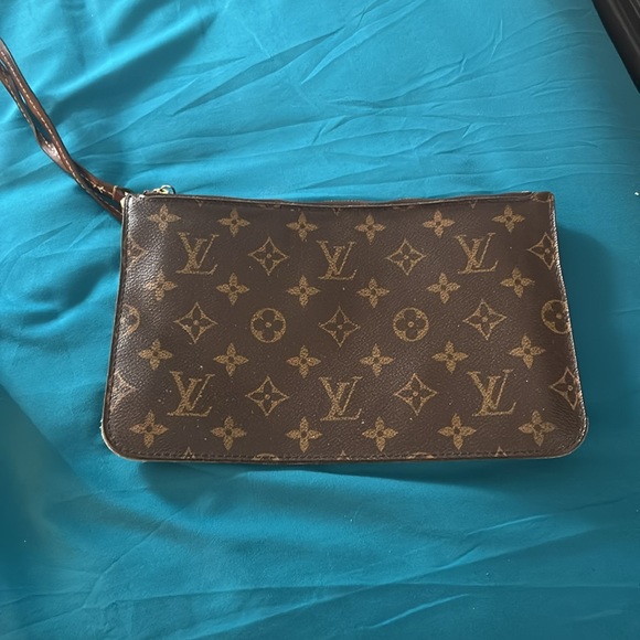 2014 Louis Vuitton purse - Picture 2 of 10